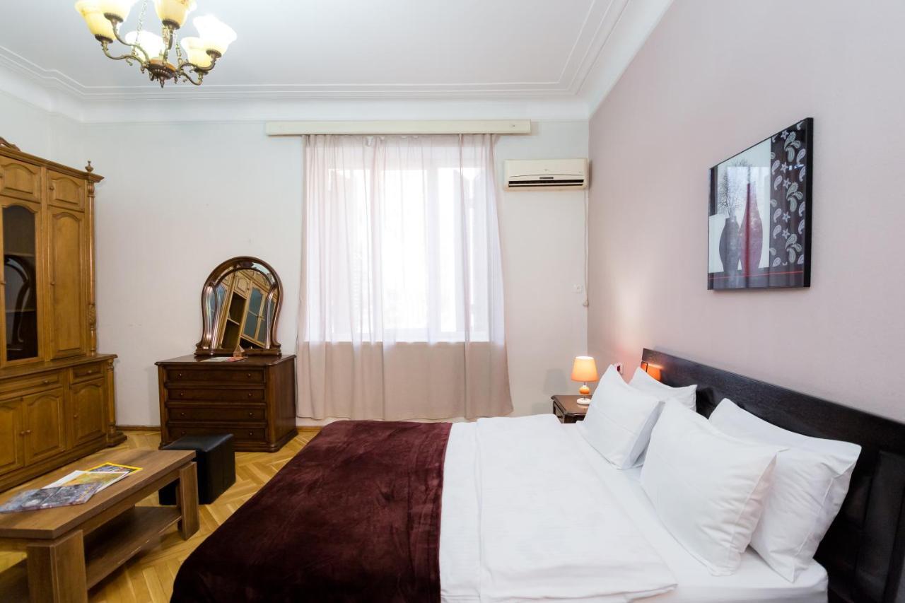 Apartment Gallery Rustaveli 1 第比利斯 外观 照片